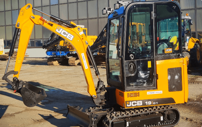 Good news – we have expanded our vehicle fleet with more modern construction machines